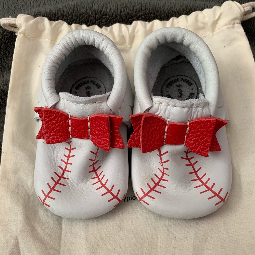 BNWT size 3 home run mini sole